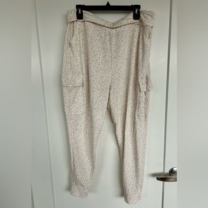 Old Navy lounge pants, animal print with side pockets, L